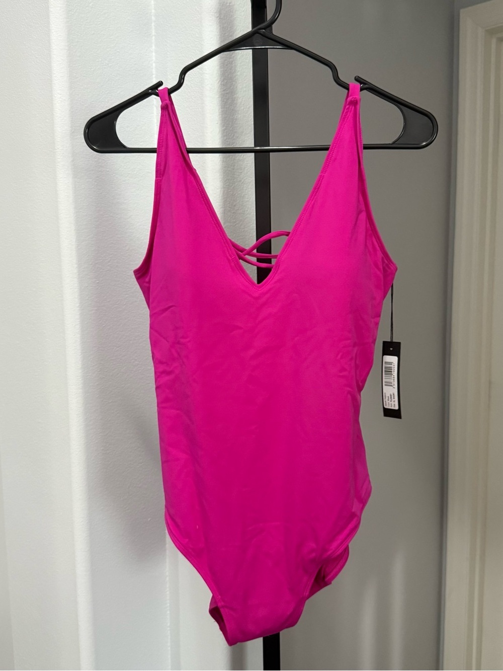TA3 PLUNGEY XL SHORT in Pink